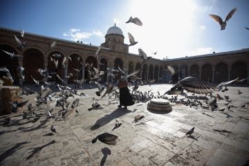 tunisia-mosque-2011-02-18