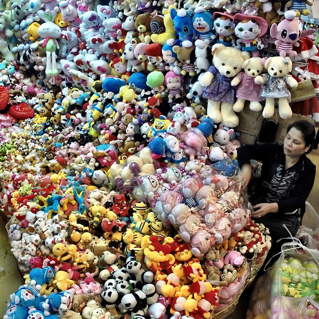 Where stuffed #animals come from. The Cho Dong Xuan, one of the largest covered markets in #Hanoi. #Vietnam