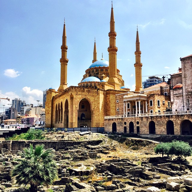 #Lebanon old and new. An archeological site with ruins from many civilizations - including Greek, Roman, and Persian - beside the Mohammad Al Amin Mosque in central #Beirut.