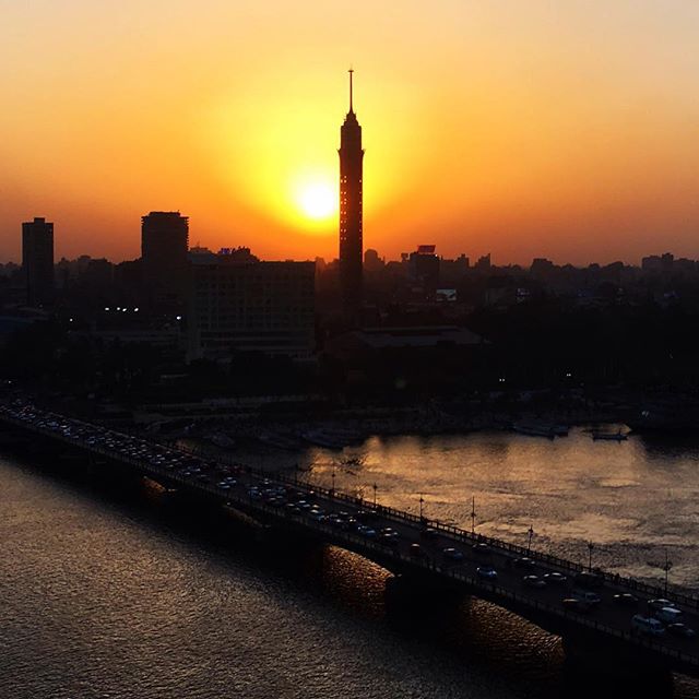 #Sunset in #Cairo over the Qasr el Nil bridge. #Egypt
