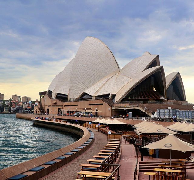 Beautiful morning in Sydney!....#australia #sydney #operahouse #travel